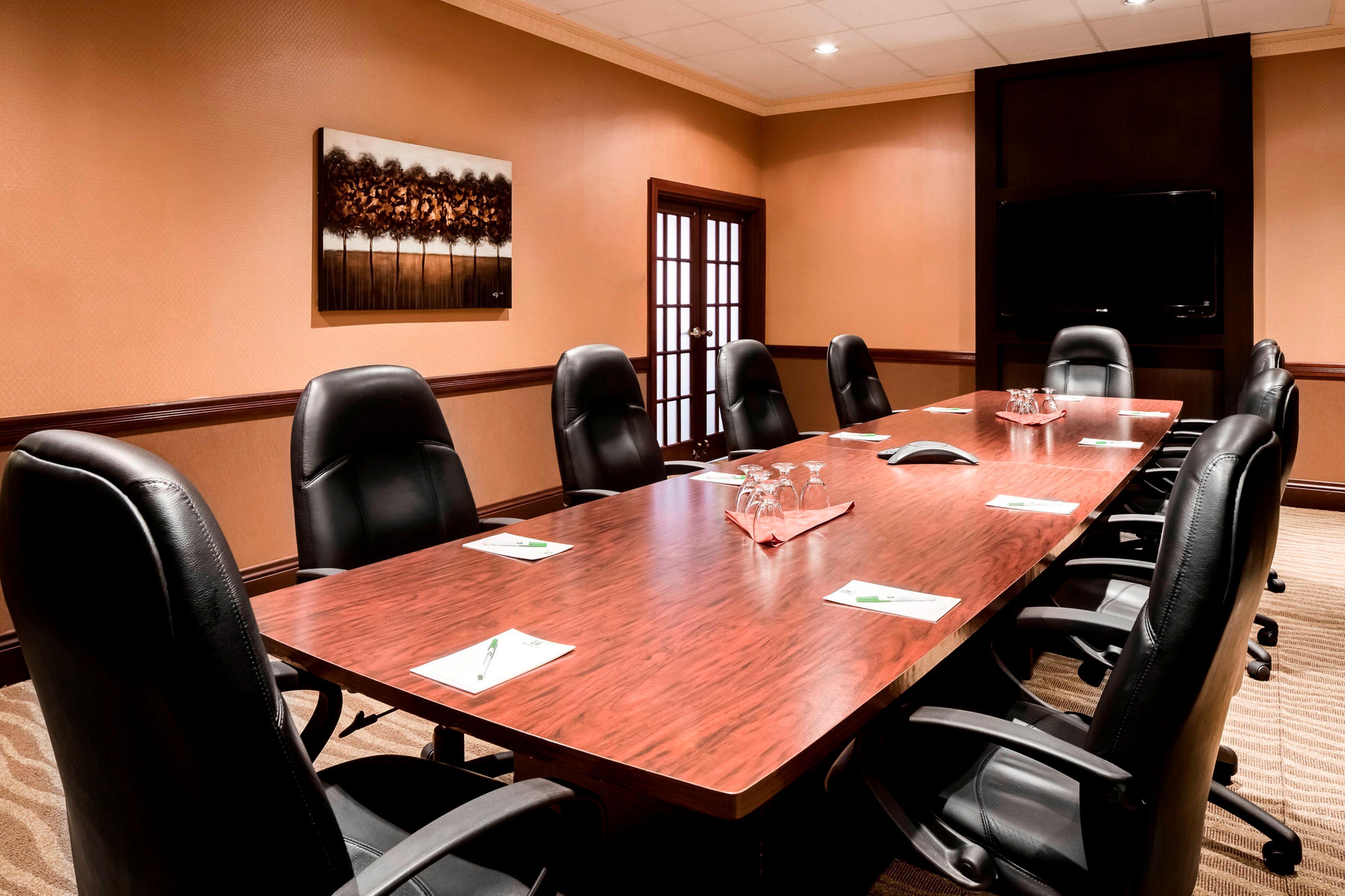Holiday Inn Dubuque/Galena By Ihg Bagian luar foto