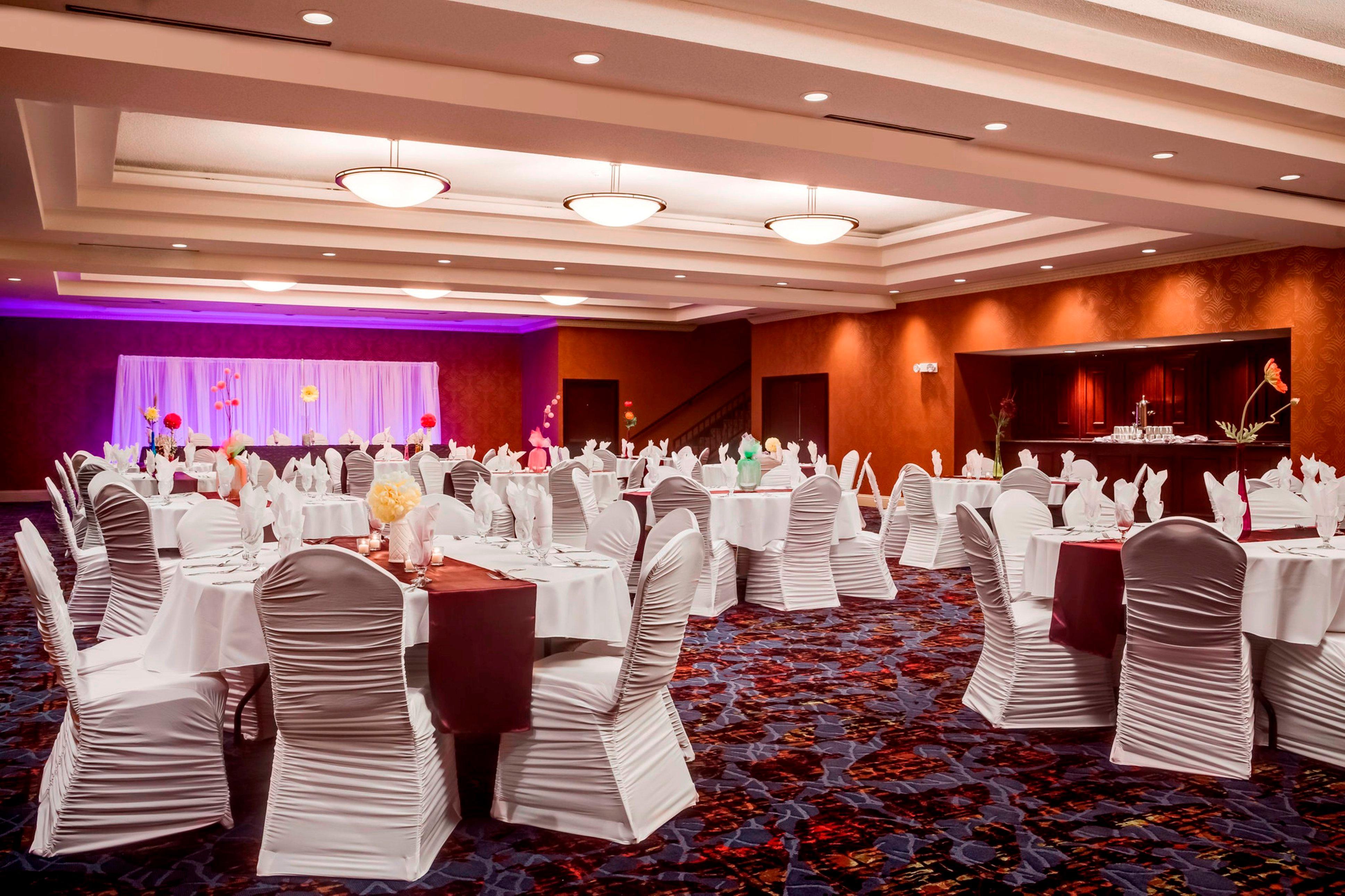 Holiday Inn Dubuque/Galena By Ihg Bagian luar foto