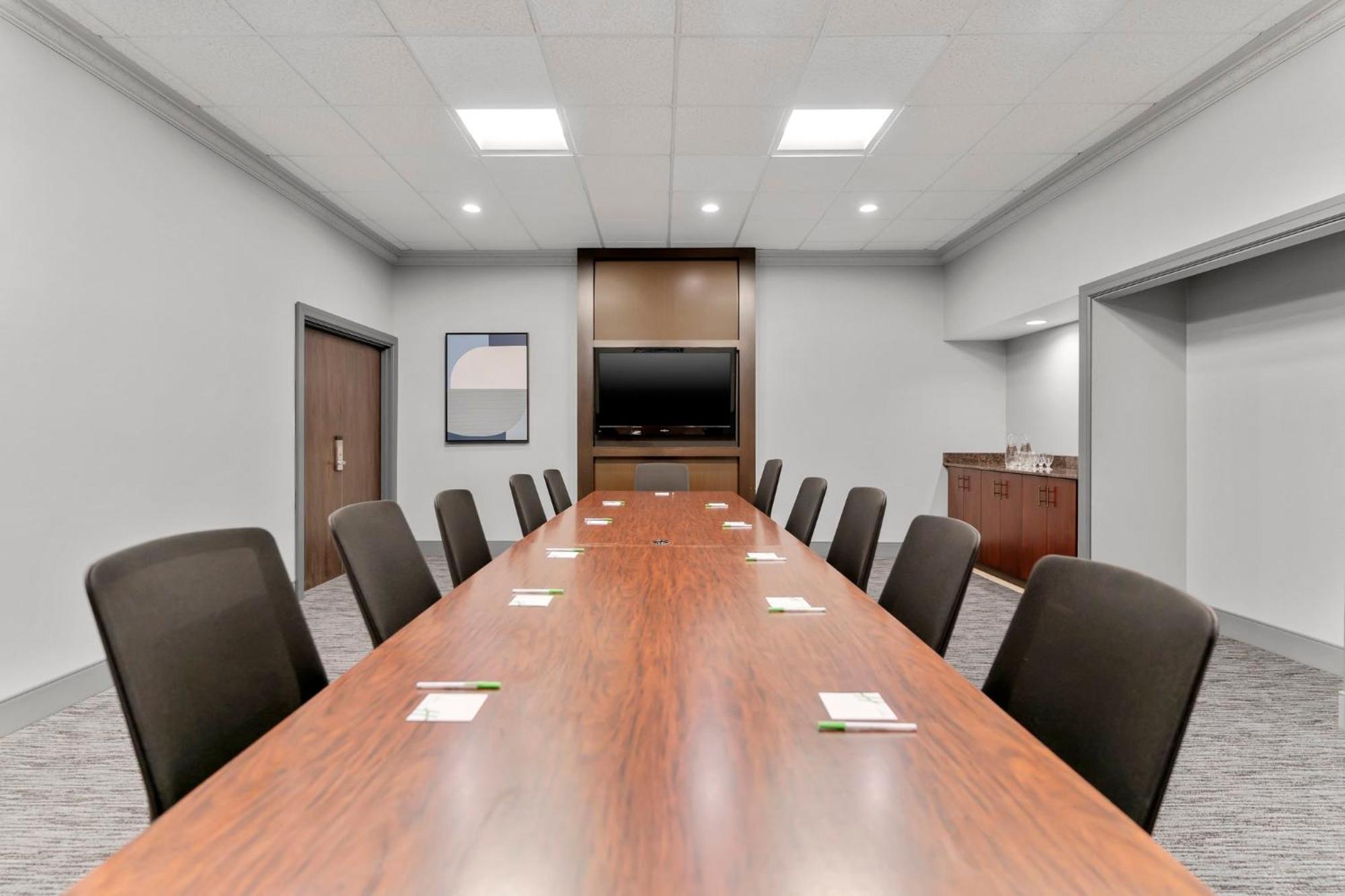 Holiday Inn Dubuque/Galena By Ihg Bagian luar foto